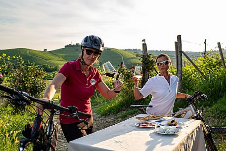 Tasting in the vineyards